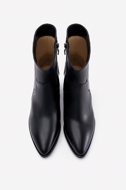 Казаки из черной кожи