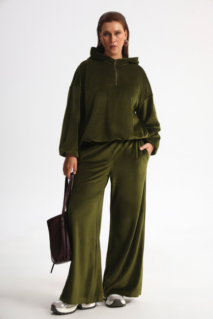 Худи халф-зип из велюра на подкладке