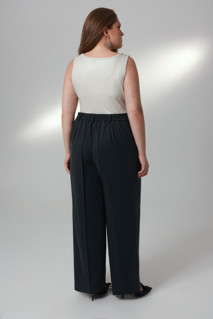 Топ в рубчик с металлизированным блеском