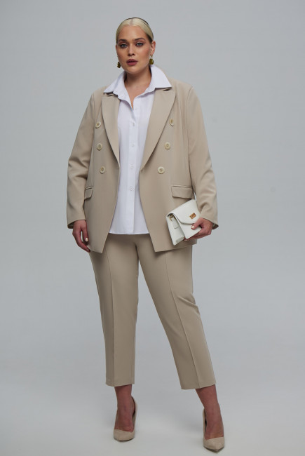 Двубортный пиджак из облегченной костюмной ткани минималистичного цвета через интернет-магазин моностиль почтой большие размеры 