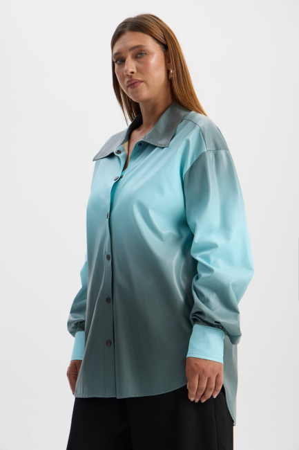 Куртка рубашка из экокожи с принтом деграде – фото – Plus Size 50–64 – Моно-Стиль