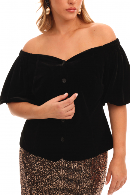 Блузка из бархата со спущенным плечом