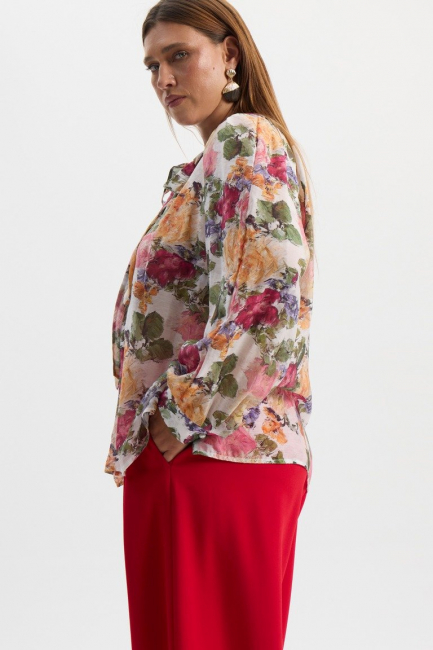 Блузка из тенселя с бантом лавальер – фото – Plus Size 50–64 – Моно-Стиль