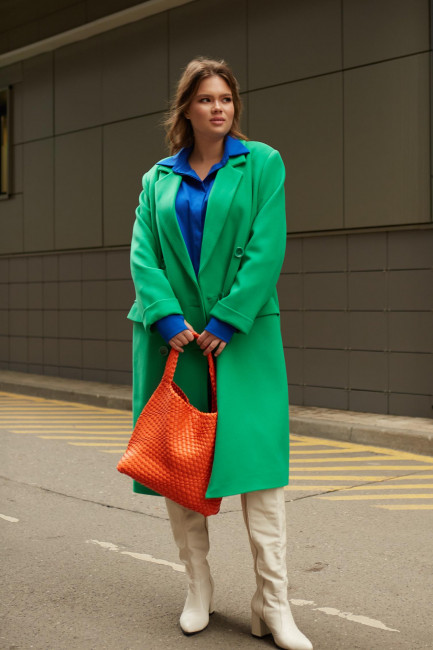 Двубортное пальто в зеленом оттенке  купить онлайн в интернет-магазине одежды больших размеров для женщин с доставкой по всему миру