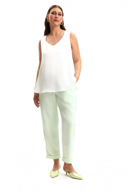 Топ из белой поливискозы