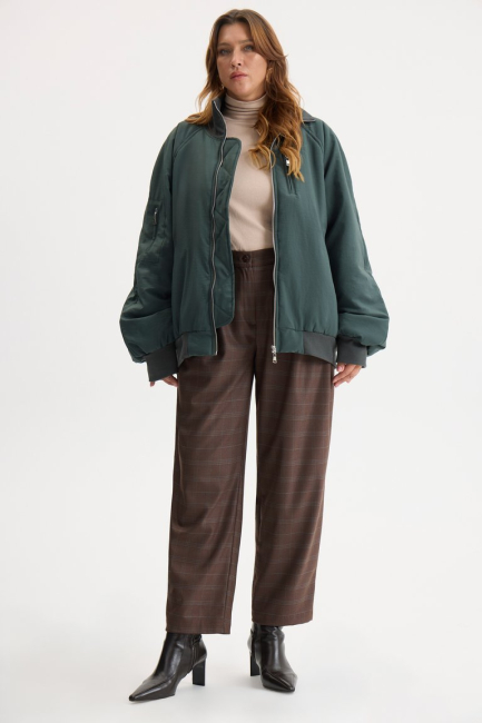 Брюки бананы в клетку – фото – Plus Size 50–64 – Моно-Стиль
