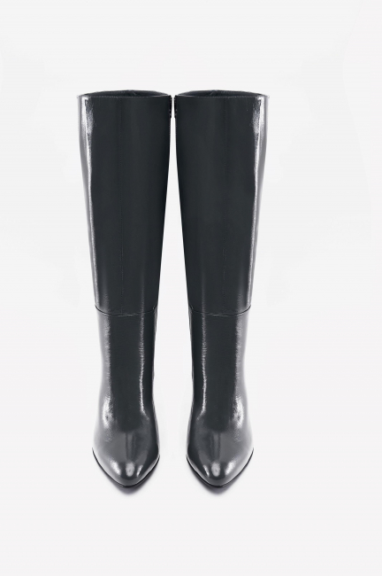 Лакированные сапоги с увеличенной полнотой