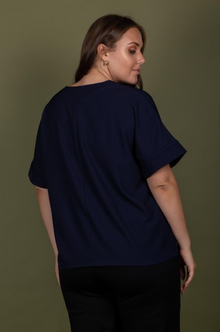 Темно-синяя блузка из смесовой вискозы большого размера купить онлайн в интернет-магазине одежды больших размеров