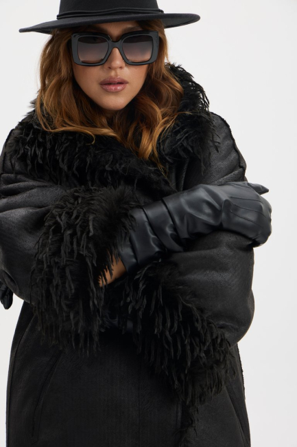 Дубленка двухсторонняя с перьями макси – фото – Plus Size 50–64 – Моно-Стиль