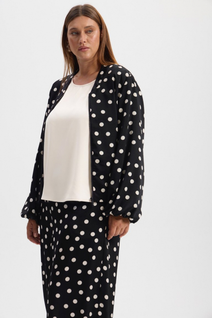 Бомбер из шелка с принтом горох – фото – Plus Size 50–64 – Моно-Стиль