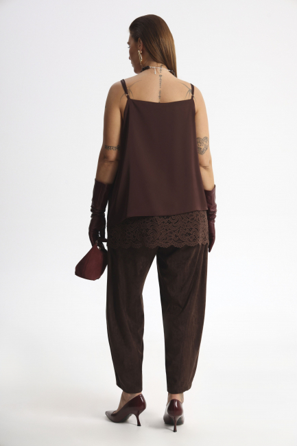 Брюки баллоны с рельефами из экозамши