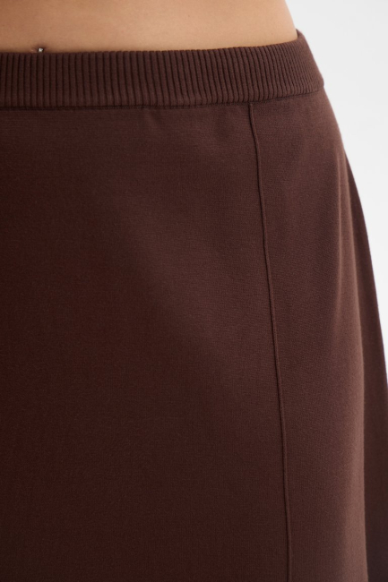 Юбка трапеция из вязаного трикотажа – фото – Plus Size 50–64 – Моно-Стиль