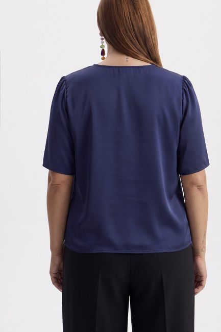 Блузка из шелковой поливискозы – фото – Plus Size 50–64 – Моно-Стиль