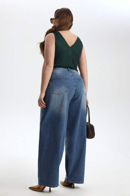 Джинсы баллоны с кнопками