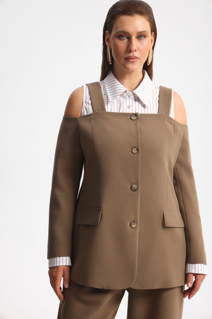 Жакет декольте с бретелями