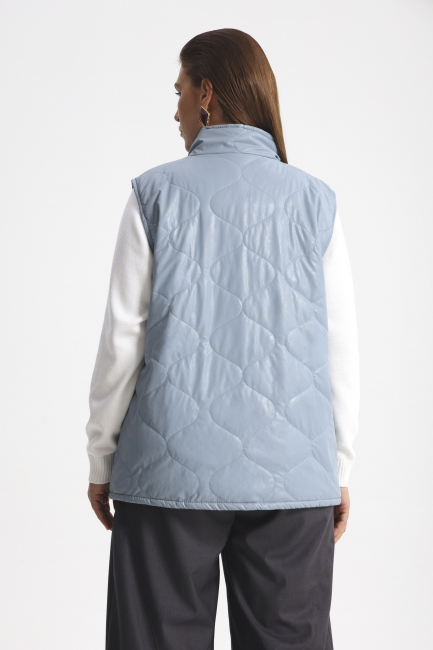 Жилет с принтованной подкладкой и простежкой