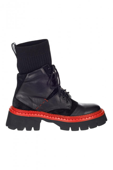 Комбинированные ботинки с красной отделкой на большую ногу