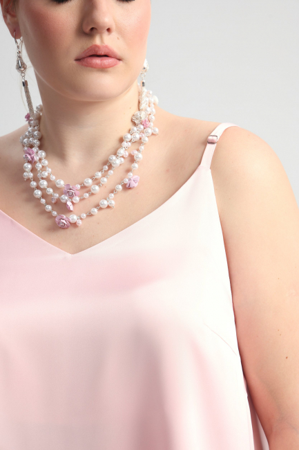 Топ на тонких лямках из поливискозы