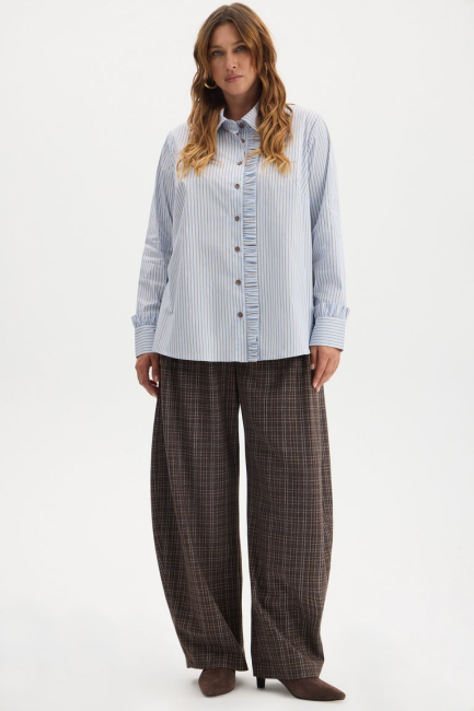 Блузка с рюшками из хлопка – фото – Plus Size 50–64 – Моно-Стиль