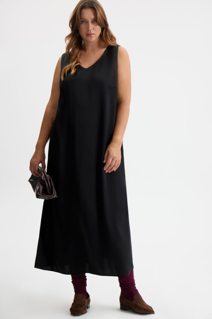 Платье в бельевом стиле черного цвета – фото – Plus Size 50–64 – Моно-Стиль
