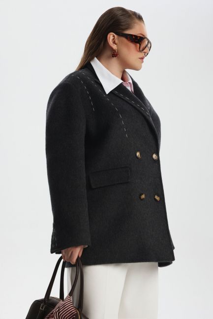 Полупальто жакет с акцентными строчками