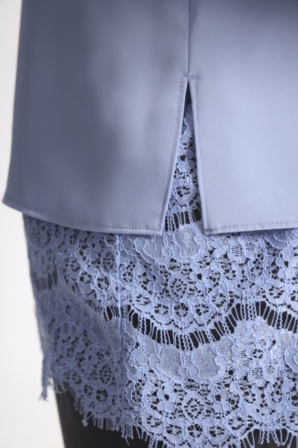 Топ с асимметричным низом и кружевом