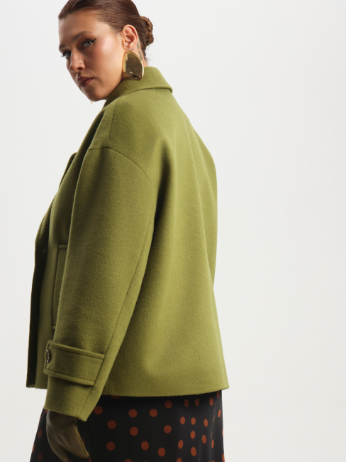 Полупальто двубортное с лацканами