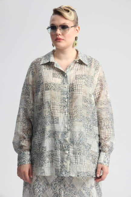 Блузка из поливискозы с серым принтом