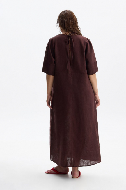 Платье изо льна на завязке сзади – фото – Plus Size 50–64 – Моно-Стиль