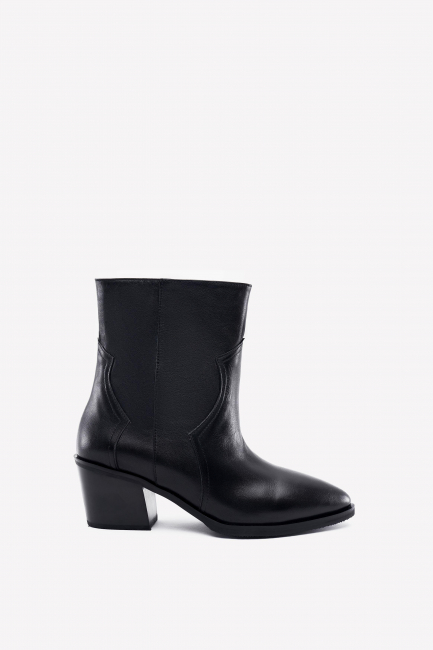 Казаки из черной кожи