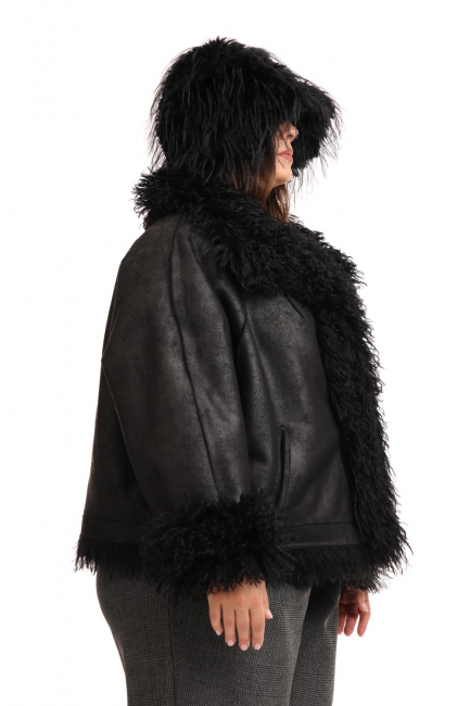 Панама из меха ламы на экозамше