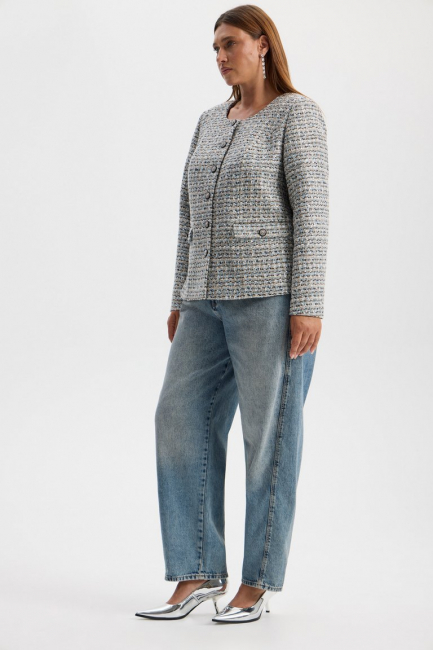 Джинсы бананы с потертостями – фото – Plus Size 50–64 – Моно-Стиль