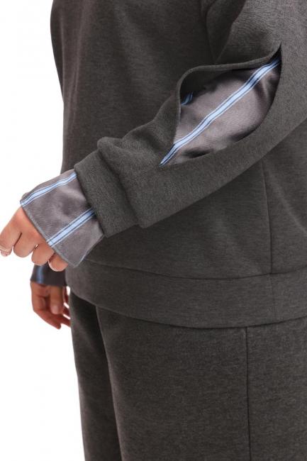 Свитшот с комбинированным рукавом