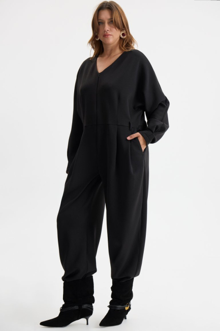 Комбинезон из трикотажа с брюками бананы – фото – Plus Size 50–64 – Моно-Стиль
