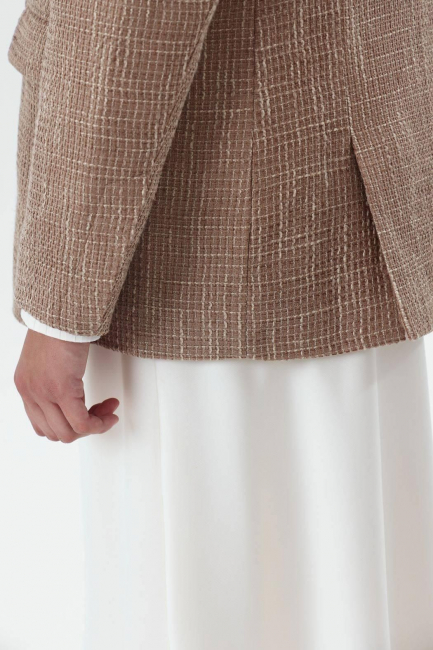 Жакет с двумя шлицами из твида