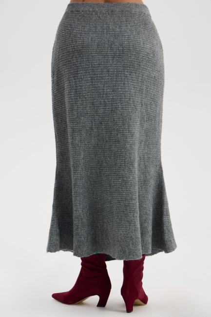 Вязаная юбка из мягкой шерсти – фото – Plus Size 50–64 – Моно-Стиль