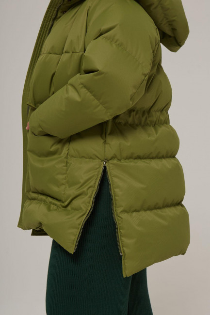 Удлиненная куртка на натуральном пуху из мембранной ткани с широкой простежкой купить заказать 