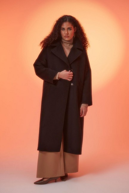 Черное пальто халат с высоким содержанием шерсти большого размера