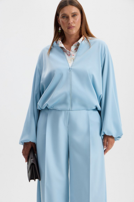 Бомбер с рукавом жиго голубого цвета – фото – Plus Size 50–64 – Моно-Стиль