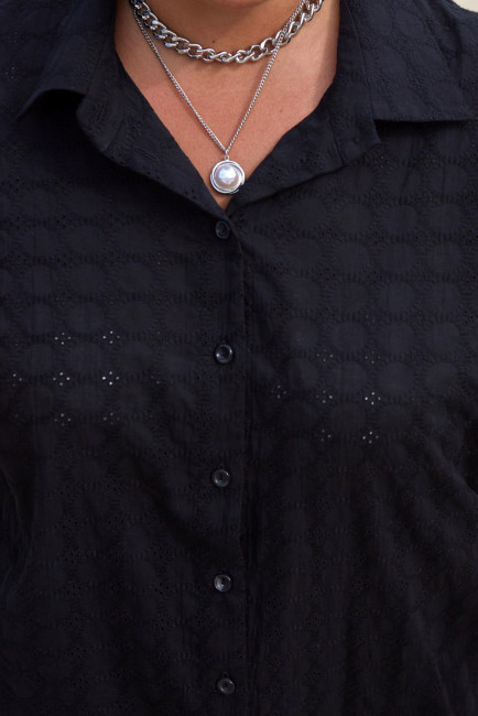 Черная рубашка в стиле кантри из шитья на лето на полную фигуру