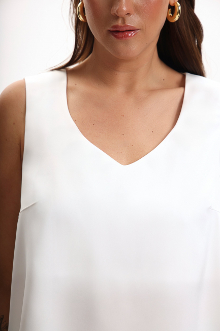 Топ из белой поливискозы