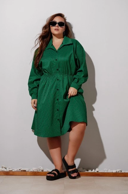 Приталенное платье на пуговицах с принтом клетка зеленый цвет купить в моностиль